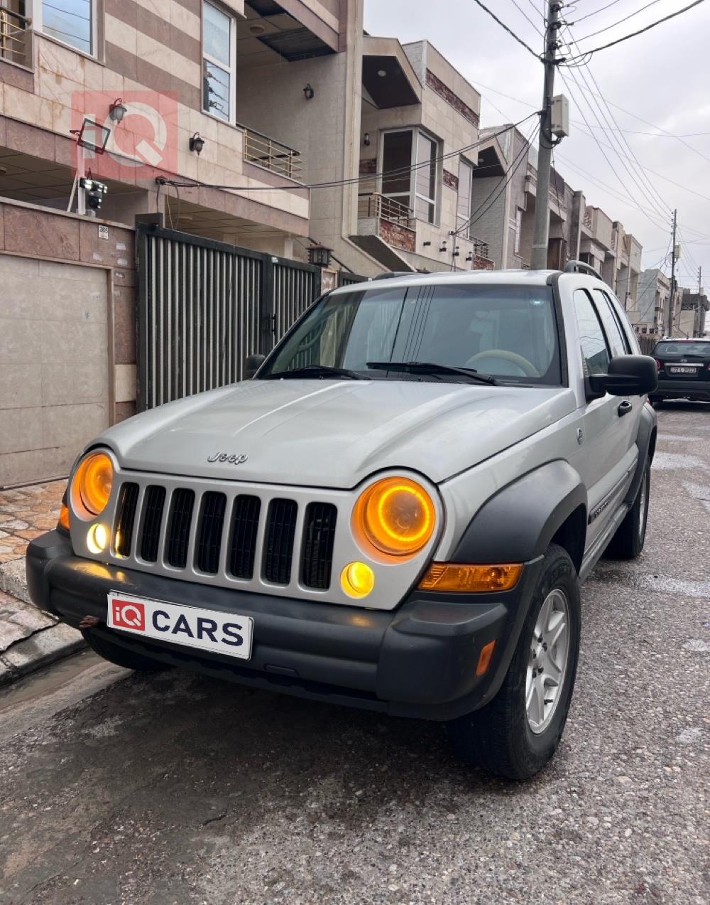 جیپ لیبێرتی